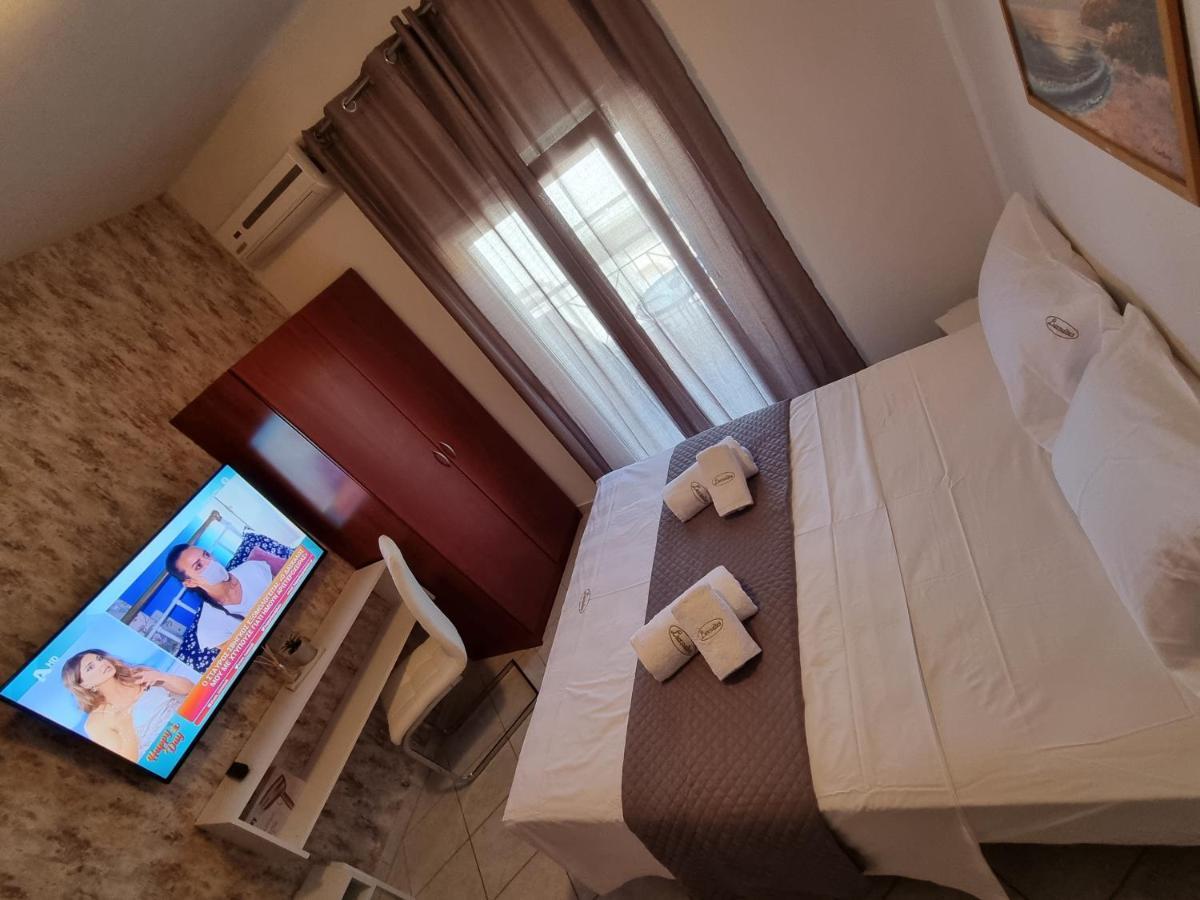 Premium Suites Ofrínion Zewnętrze zdjęcie