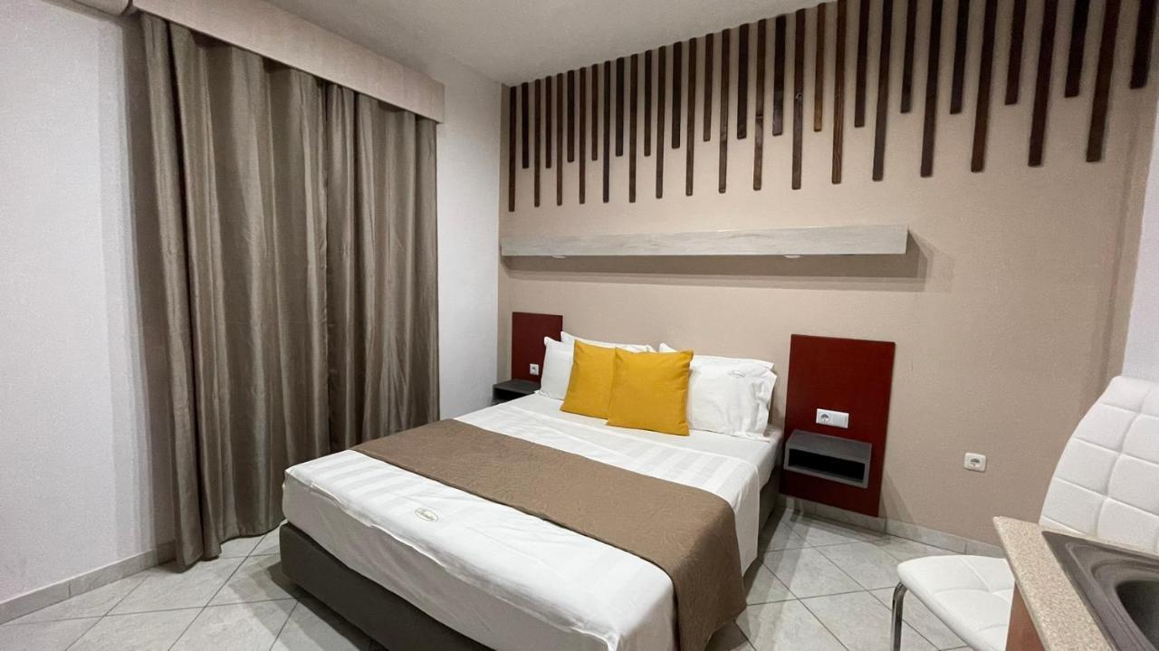 Premium Suites Ofrínion Zewnętrze zdjęcie