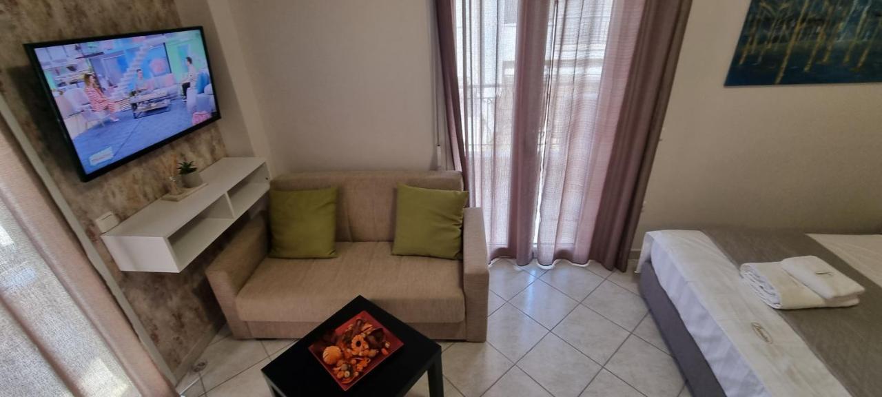 Premium Suites Ofrínion Zewnętrze zdjęcie